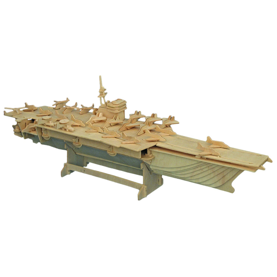 Wootec Flugzeugträger / Aircraft Carrier TE716