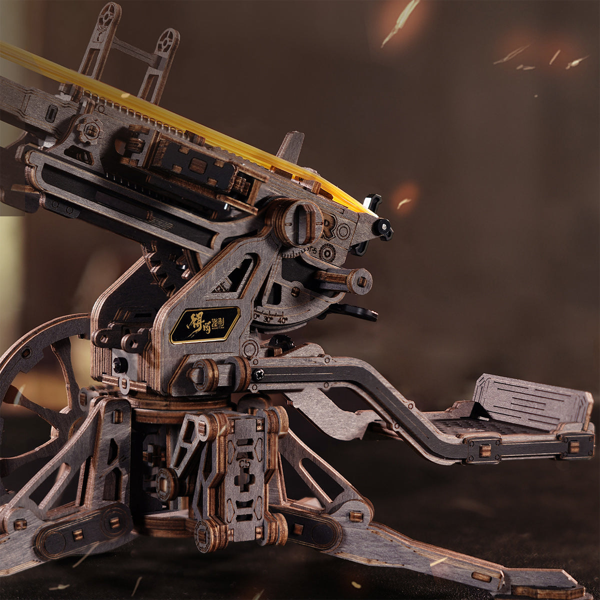 Die Basis mit Sitz und hinterem Teil des Laufs der Robotime Anti-aircraft Gun