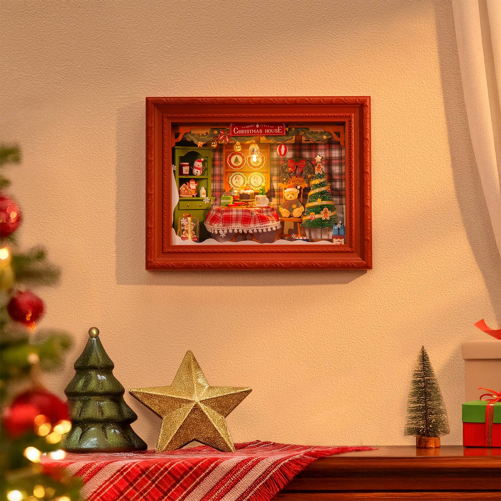 Atmosphärische Präsentation der Robotime Christmas Eve Party, Diorama eines weihnachtlich dekorierten Wohnzimmers mit Lichtern