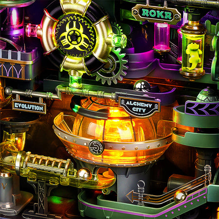 Details zum unteren Teil des Robotime Marble Run Alchemy City