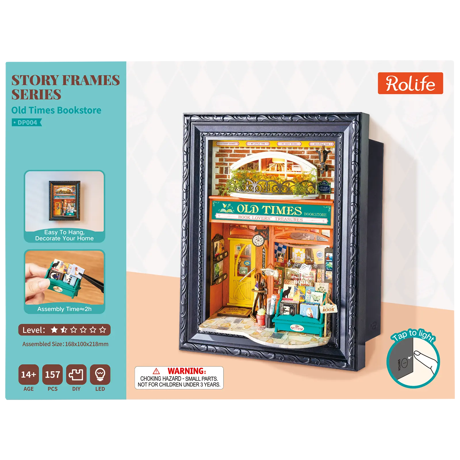 Vorderseite der Verpackung der Robotime Old Time Bookstore, Diorama in einem Rahmen eines altmodischen Buchladens